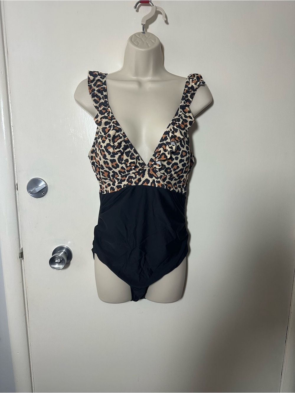 Leopard Print V-Neck One-Piece Swimsuit in Black and Tan